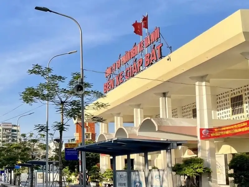 Giap Bat Bus Station in Hanoi